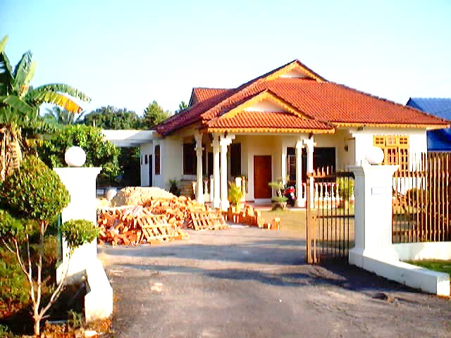 Rumah tambahan tepi